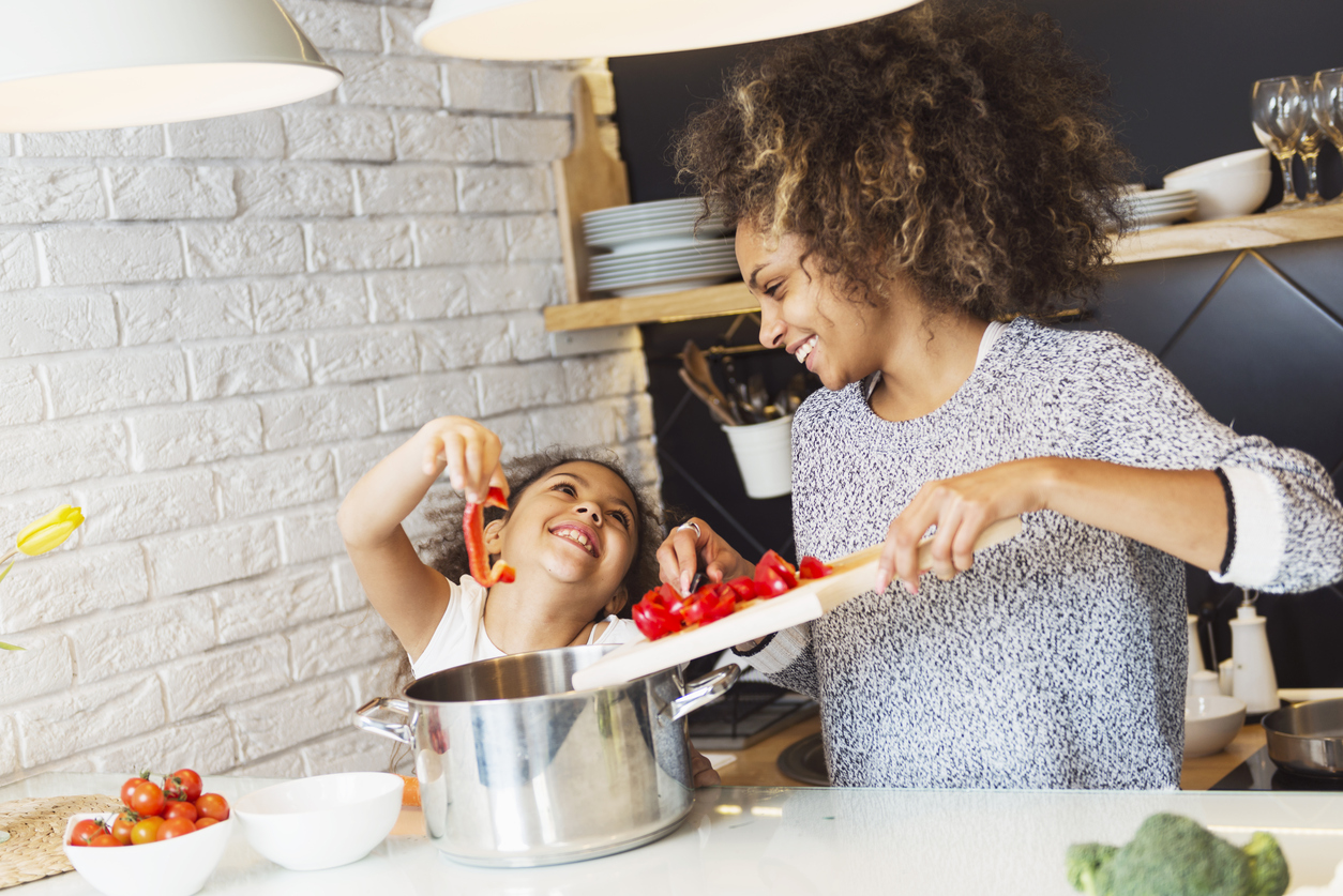 How the Paleo Lifestyle Can Build Healthy Eating Habits in Children